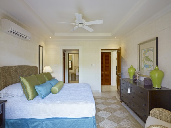 Claridges 12856